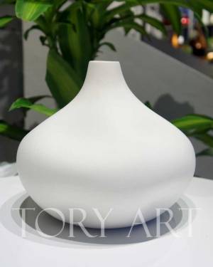 Vase ceramic, 21 cm - flowers delivery Dubai