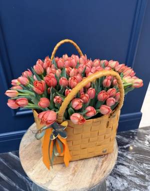 101 peony orange tulips in a bag - flowers delivery Dubai