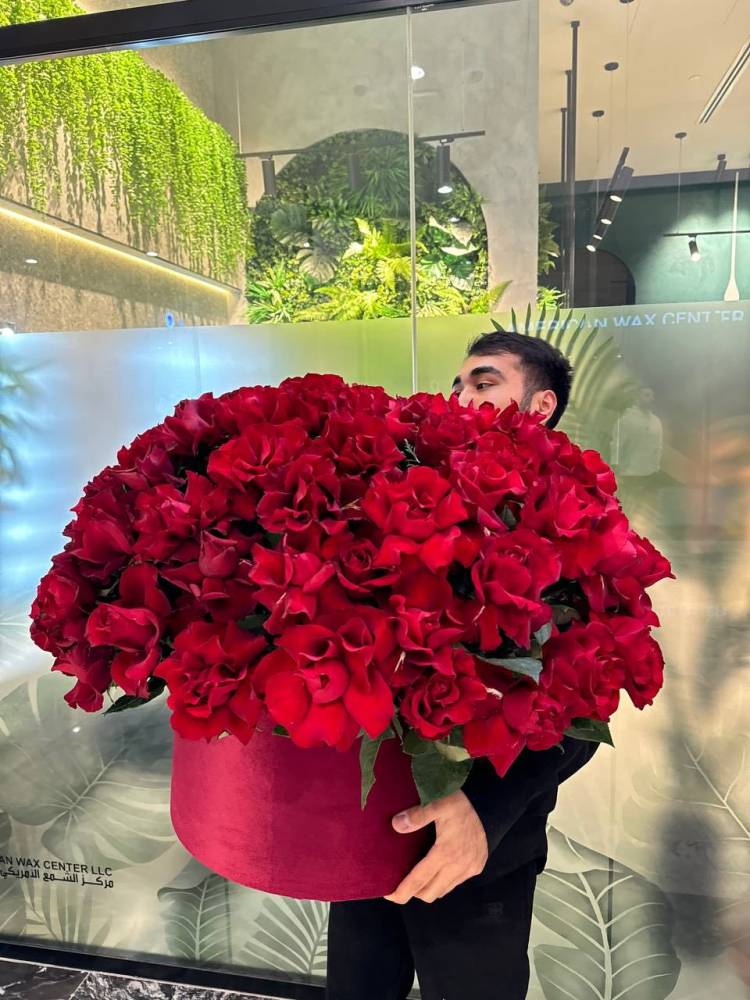 french roses in a box 