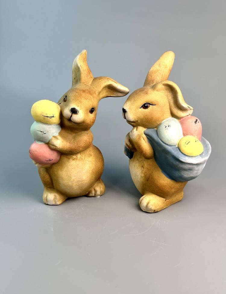 The hare is carrying Easter eggs