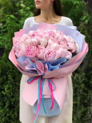 Bouquet of 51 pink peonies - flowers delivery Dubai