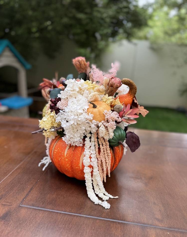 Halloween composition 