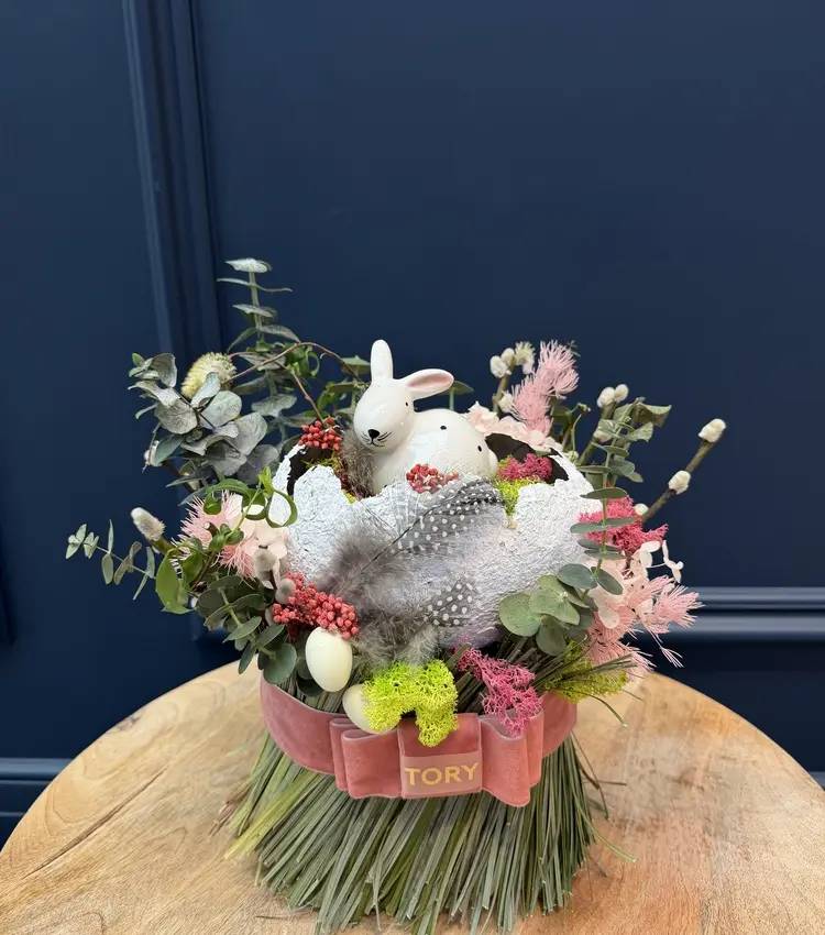 Easter composition "Morning of hope"