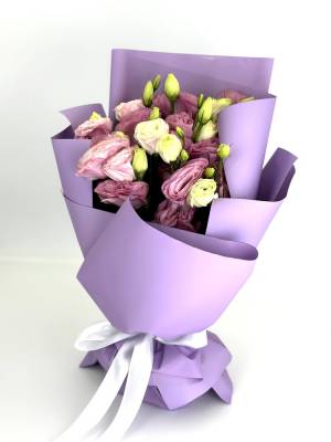 Bouquet of 7 pink eustomas - flowers delivery Dubai