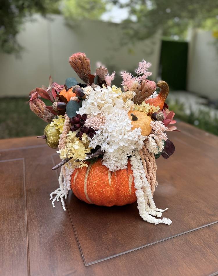 Halloween composition 