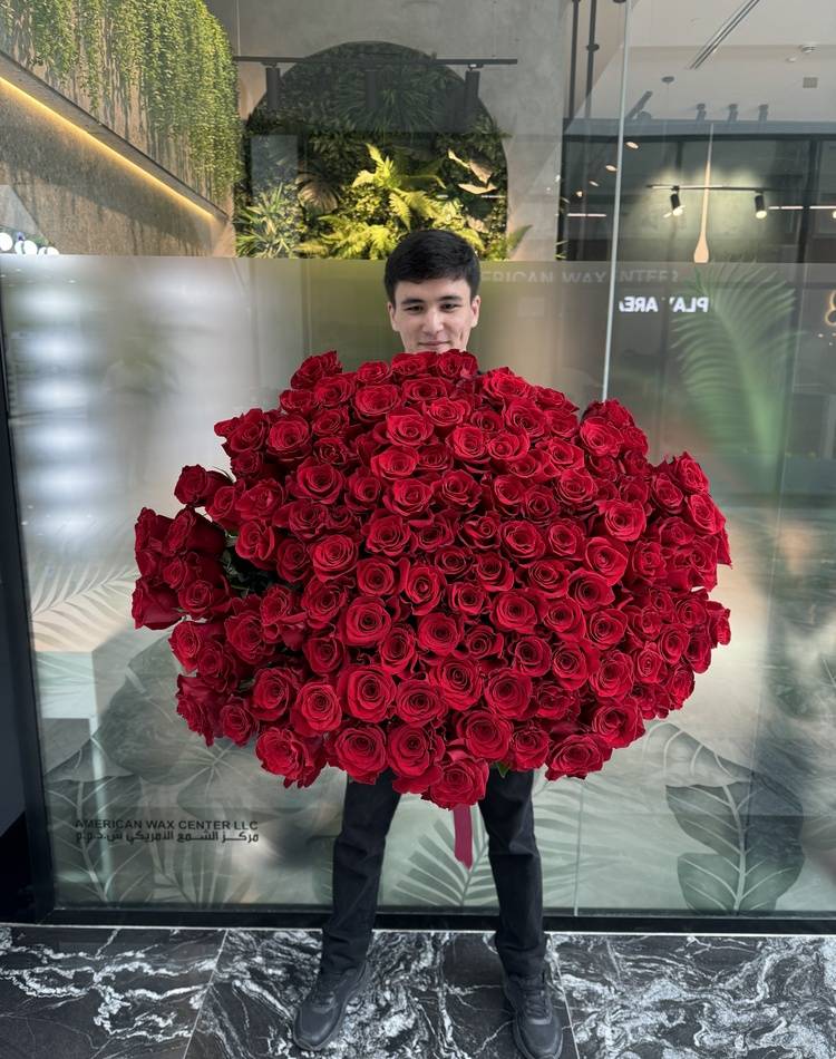 Bouquet of 101 red roses, 80 cm