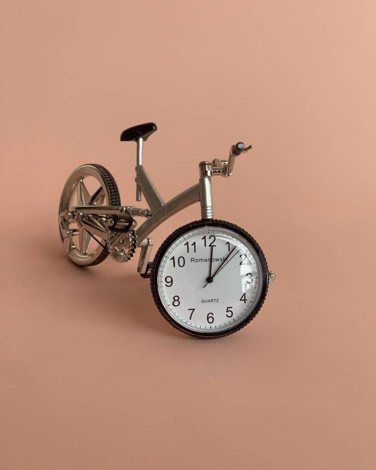 Table clock "Mountain bike"