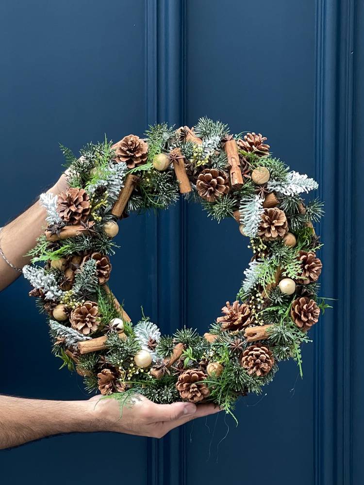 Christmas wreath "Fragrant cinnamon"