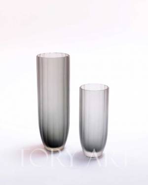 Vase cylinder gray glass, 17 cm - flowers delivery Dubai
