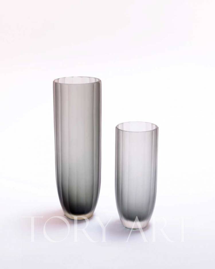 Vase cylinder gray glass, 17 cm