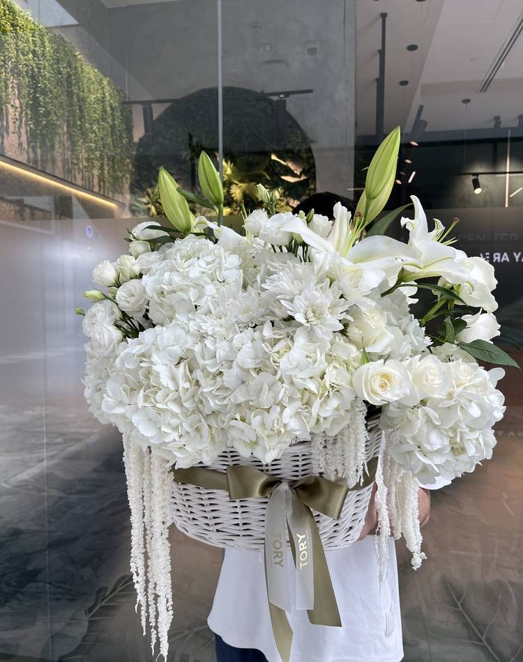 basket of flowers 