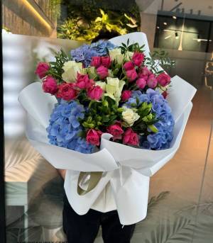 Fruity mood - flowers delivery Dubai