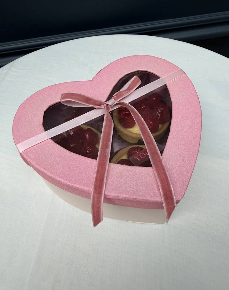 Sweet set of tartlets 