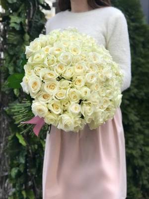 Bouquet of 100 White Roses - flowers delivery Dubai