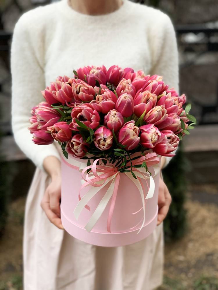 51 pink peony tulips in a hat box