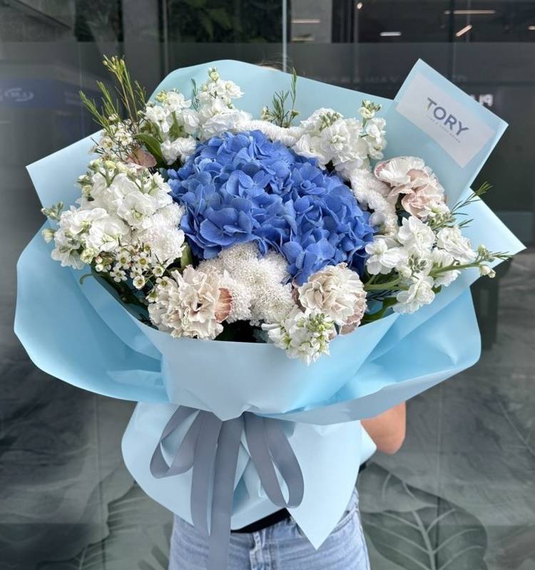 "Magic of the Moment" bouquet