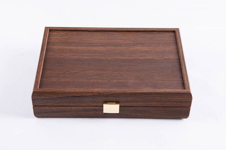 Domino in a wooden case, copy of dark walnut, 5.2x2.7x1cm