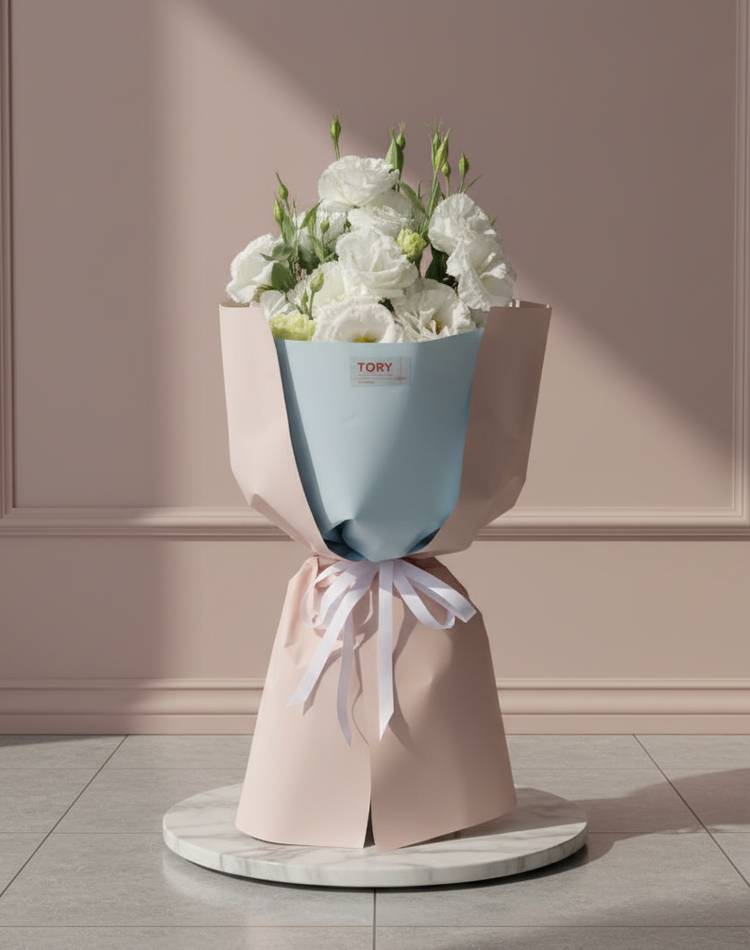 Bouquet of 5 white eustomas