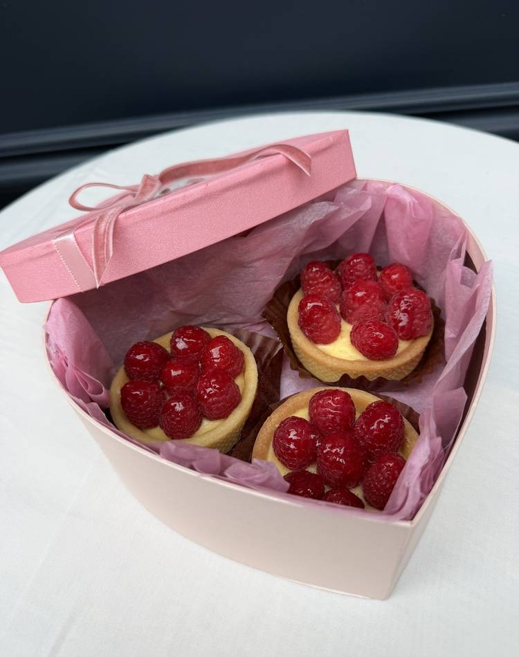 Sweet set of tartlets "Sweet heart"