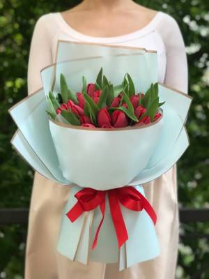 Bouquet of 35 Red Tulips - flowers delivery Dubai