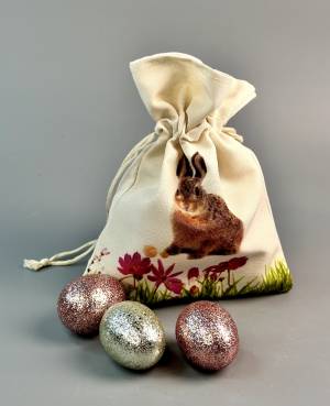 Gift bag with rabbit, beige, (W/H) 13x19cm - flowers delivery Dubai