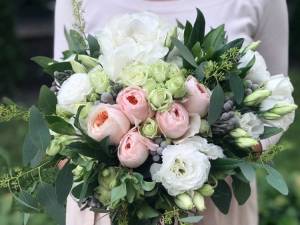 Tenderness of Hydrangea - flowers delivery Dubai