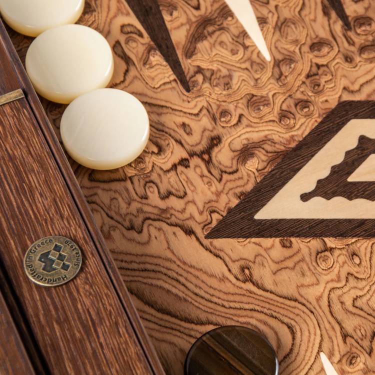 Backgammon handcrafted in Walnut and Wenge