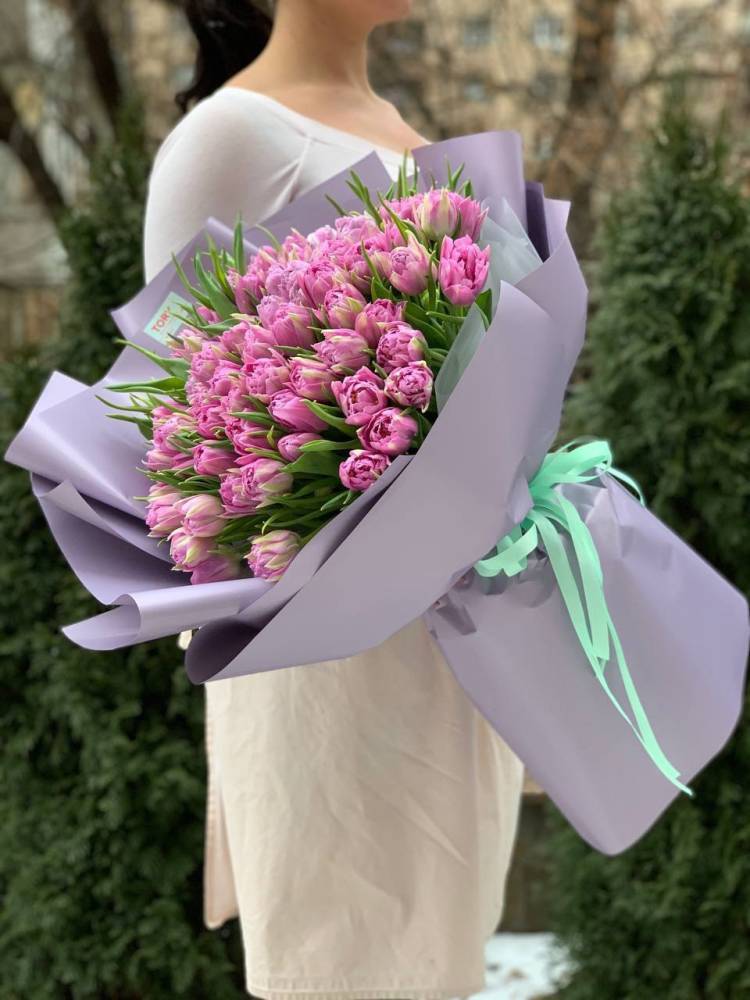 Bouquet 101 peony lilac-pink tulips