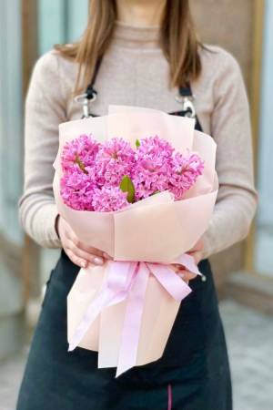 Bouquet of 9 pink hyacinths - flowers delivery Dubai