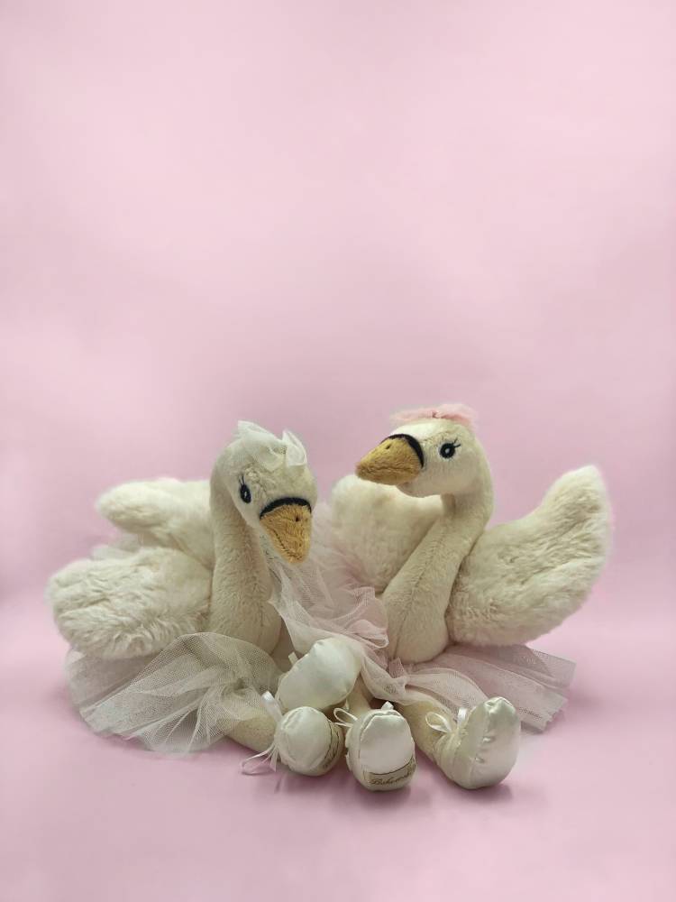 Soft toy Swan Odette small  (25cm)