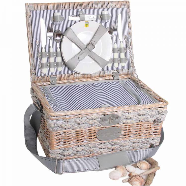 picnic basket 