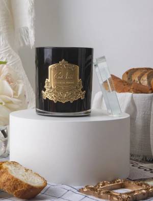 Scented candle French Morning Tea GOLD, 75 g - flowers delivery Dubai