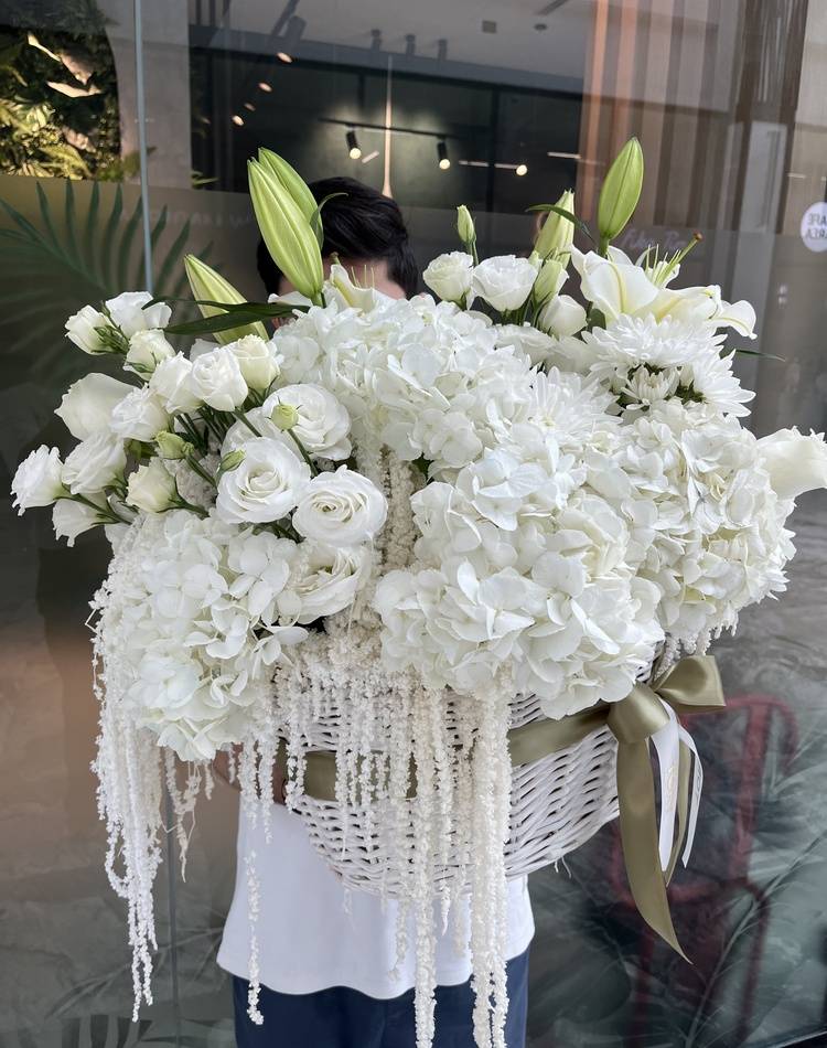 basket of flowers 