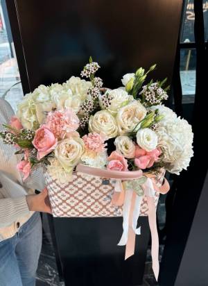 Fragrant mood - flowers delivery Dubai