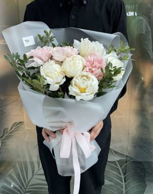 Crystal Purity - flowers delivery Dubai