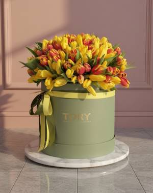 201 tulip mix in a box - flowers delivery Dubai