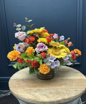 artificial composition No. 8 - flowers delivery Dubai