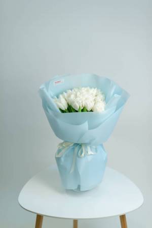 Bouquet of 25 White Peony Tulips - flowers delivery Dubai