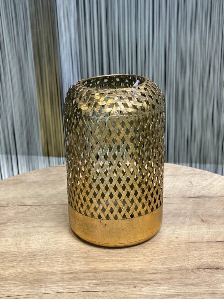 Candle holder "Weave" gold