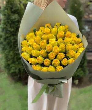 bouquet of 51 yellow roses in packaging - flowers delivery Dubai