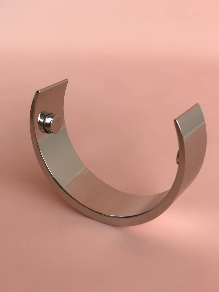 Metal paper clip holder