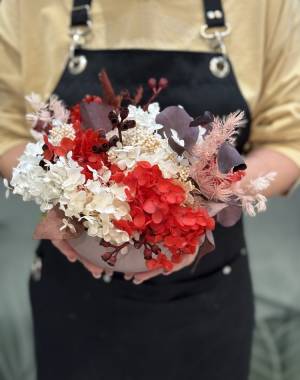 Fiery heart - flowers delivery Dubai