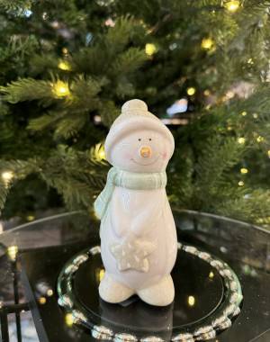 Green ceramic snowman with star 7x14x6cm - flowers delivery Dubai