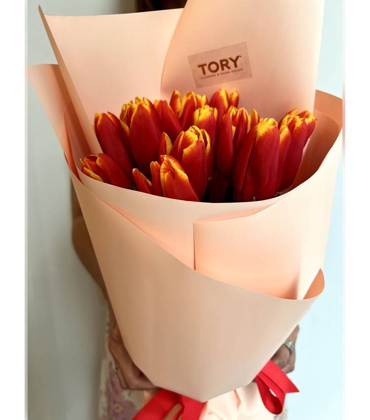Bouquet of 15 tulips 