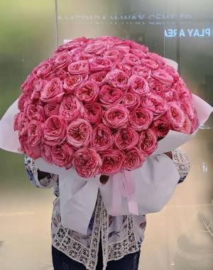 Bouquet of 101 Rose Pink Expressions - flowers delivery Dubai