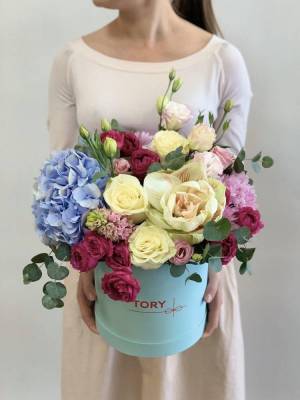 Berry Punch - flowers delivery Dubai