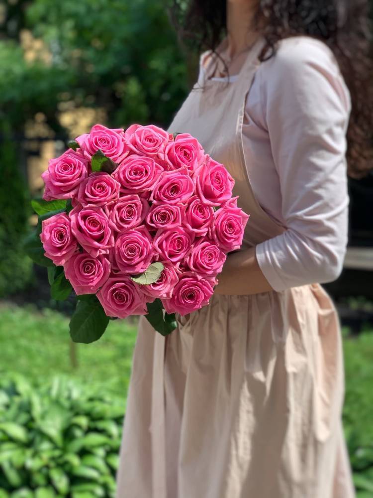 Bouquet of 21 Pink Roses