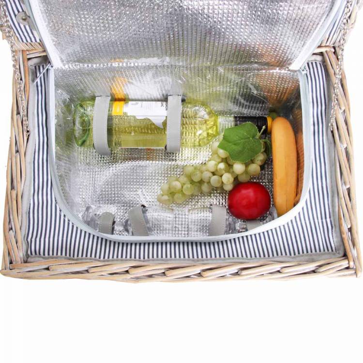 picnic basket 