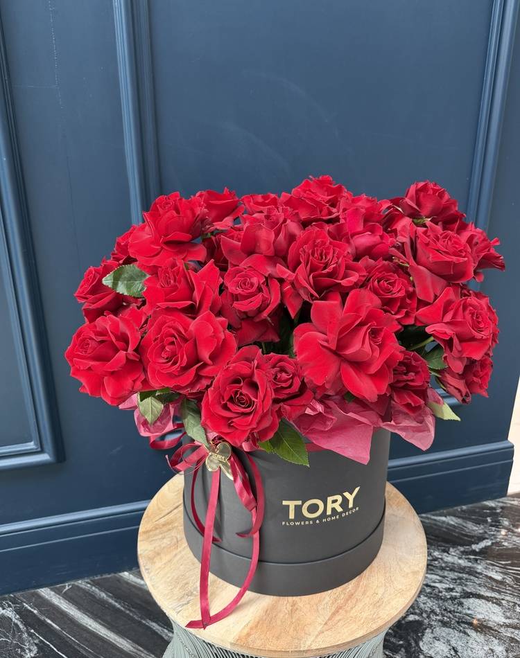 45 red roses in a box 
