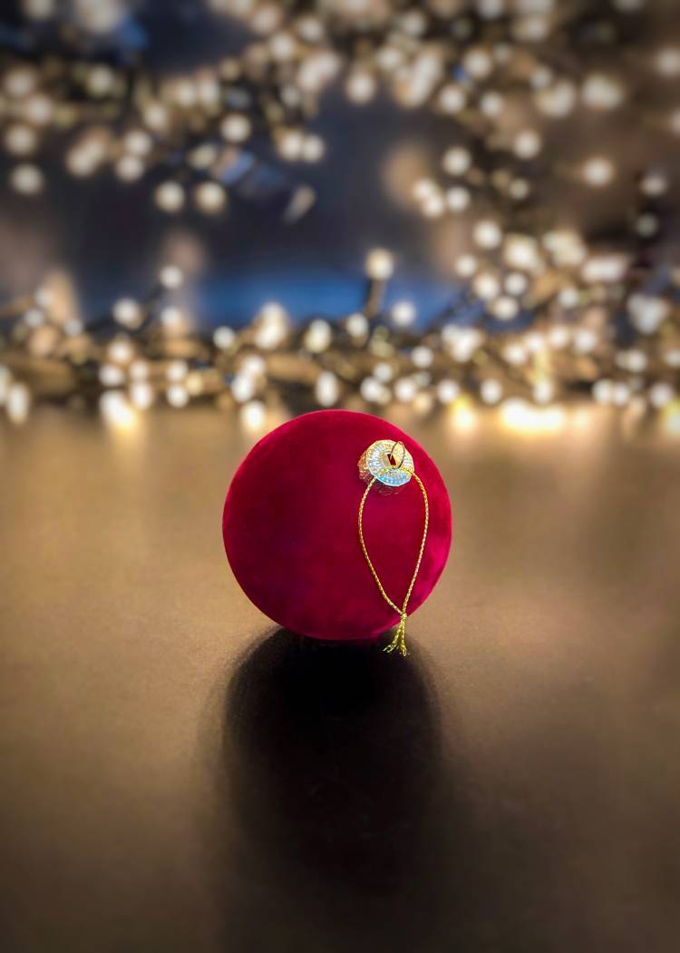 Christmas ball red velvet, 10 cm
